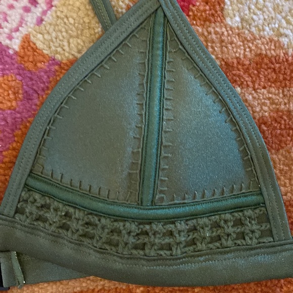 Triangl S Small coco bikini top army green swimwear - Picture 2 of 4